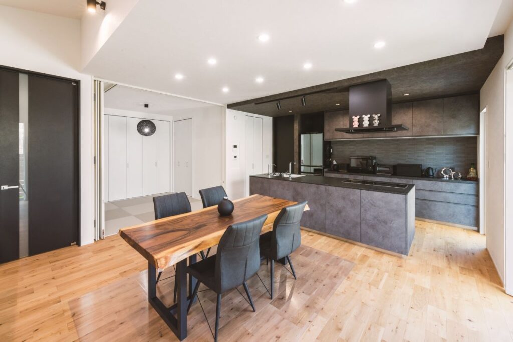 ラグジュアリー感満載のホテルライクなリビングをつくるポイント